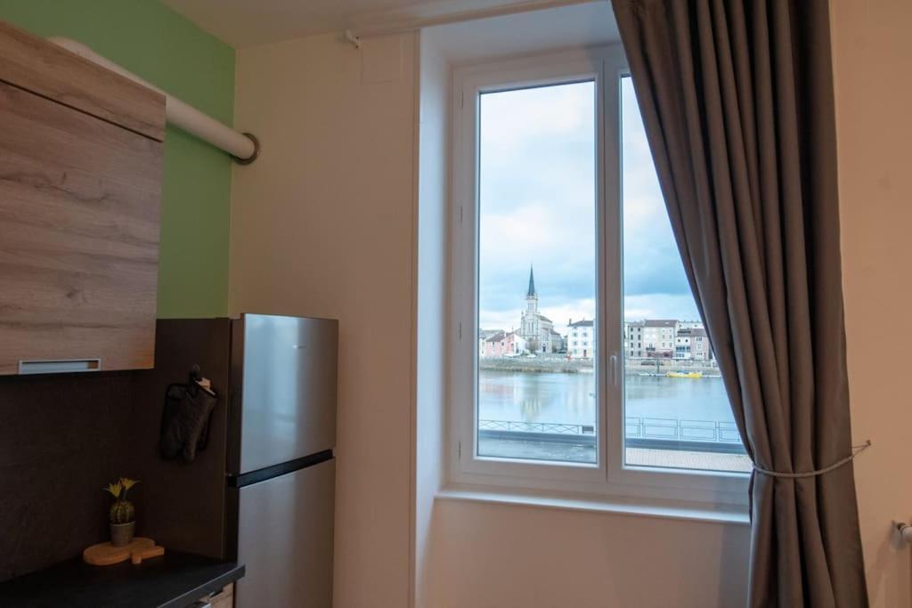Quai Jean Jaures Le Panorama Apartment *